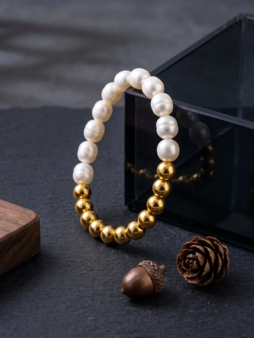Freshwater Pearl Gold Bead Stretch Bracelet Stackable Old Money Boho Chic 6.3